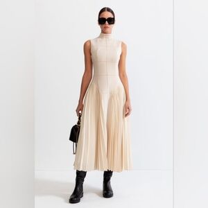 Sleeveless Knit Midi Dress with Plies